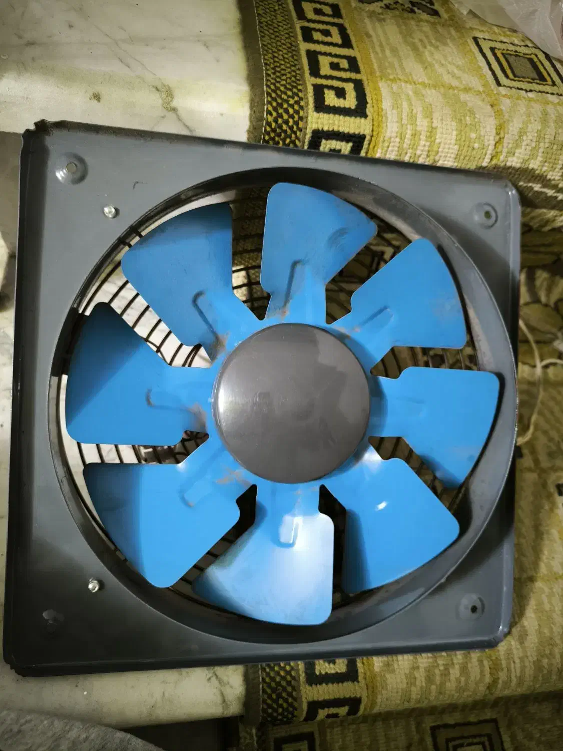 فروش ۴ عدد فن صنعتی و خانگی|پنکه و تصفیهکنندهٔ هوا|لنگرود, |دیوار