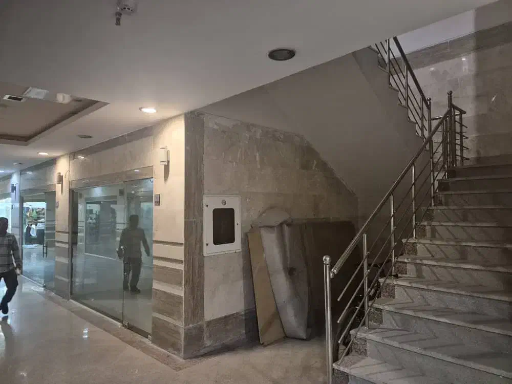 مغازه 25 متری نوساز در مجتمع اداری تجاری شهریار|اجارهٔ مغازه و غرفه|شهریار, شهرک وائین|دیوار