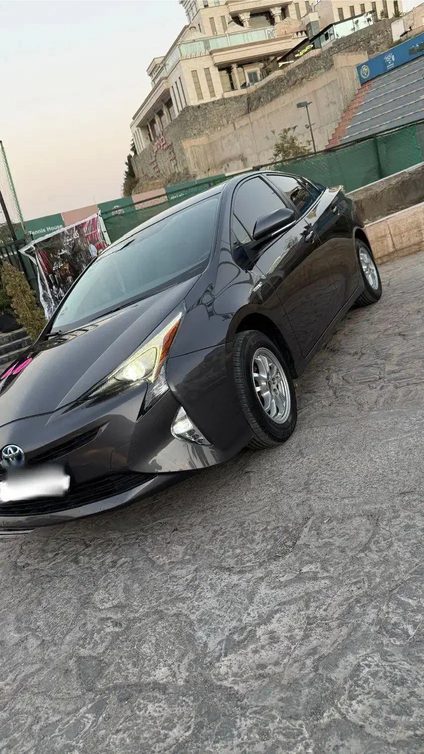 تویوتا پریوس ۲۰۱۷|خودرو سواری و وانت|مشهد, هنرستان|دیوار