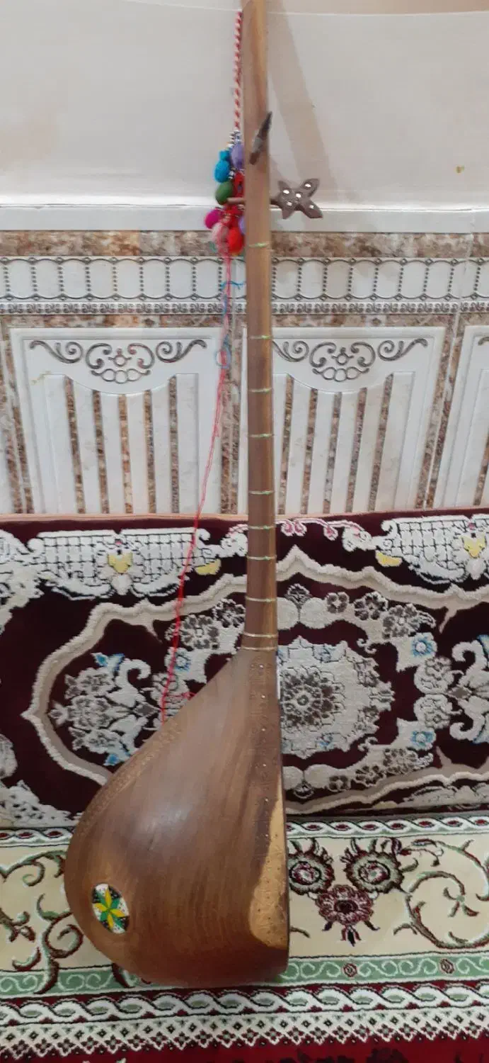 دوتار کاسه بزرگ استادی درجه یک به فروش میرسه|سازهای سنتی|سبزوار, قصبه غربی|دیوار