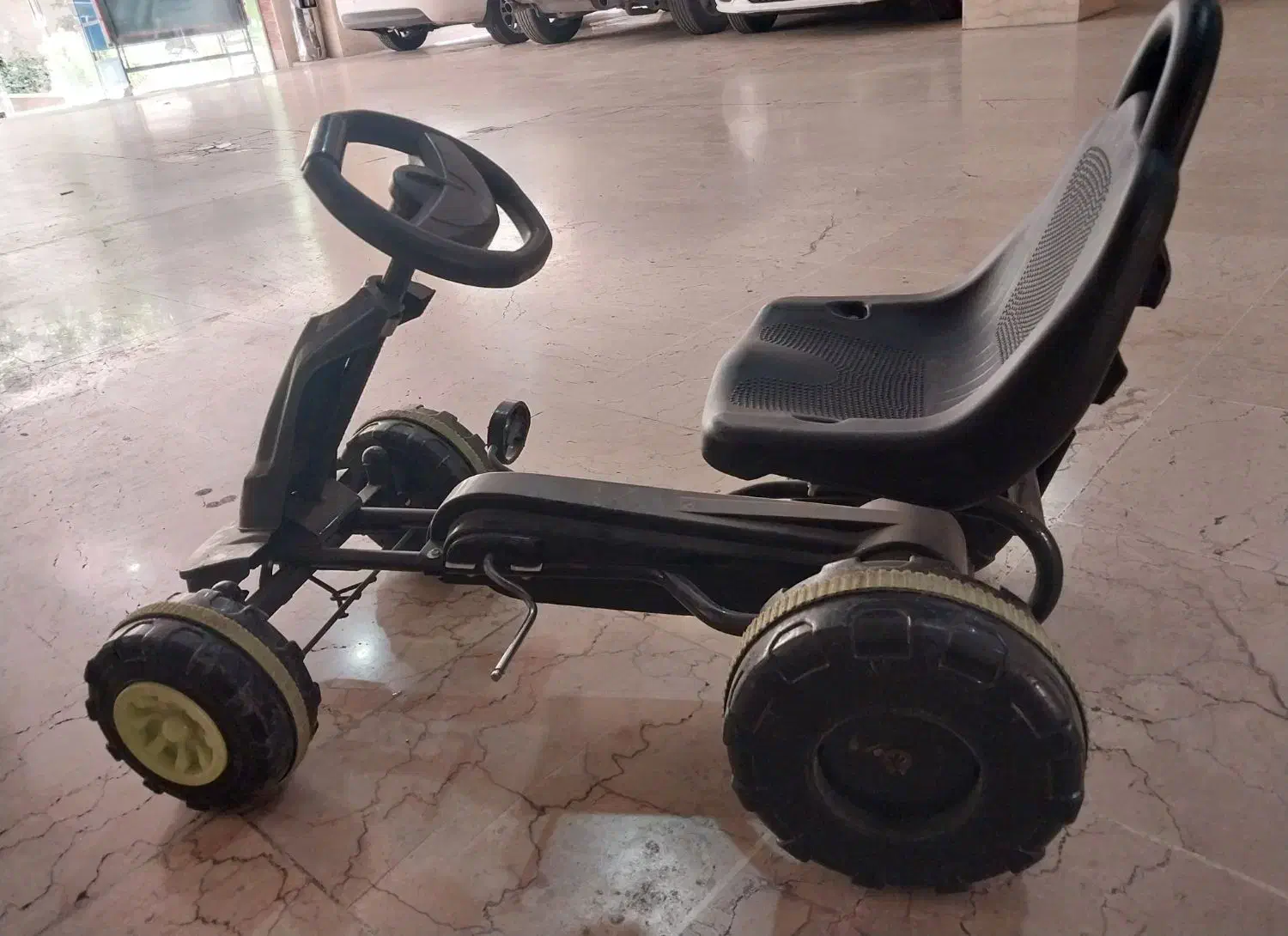 چهارچرخه|اسباب‌بازی بچه|کرج, شهرک بنفشه|دیوار