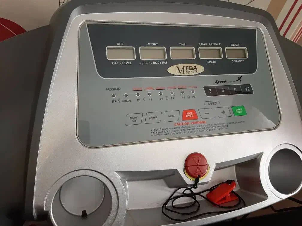 دستگاه تردمیل درحدنو|تجهیزات ورزشی|کرج, شهرک بنفشه|دیوار