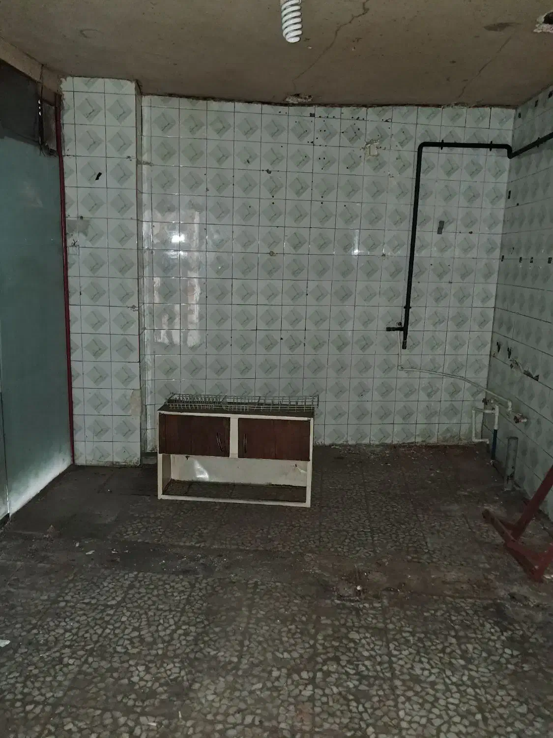 مغازه ۴۰ متر خیابان نادرصفایی|اجارهٔ مغازه و غرفه|رشت, خمیران زاهدان|دیوار