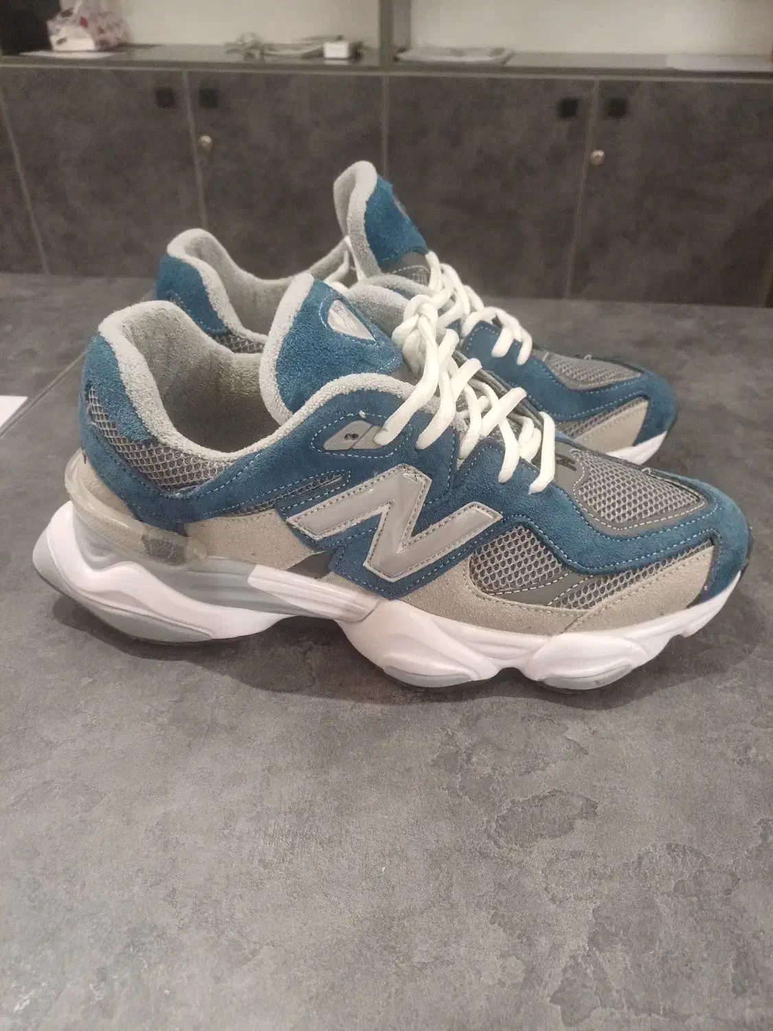 کفش نیوبالانس سایز۴۳|کیف، کفش، کمربند|گنبد کاووس, |دیوار