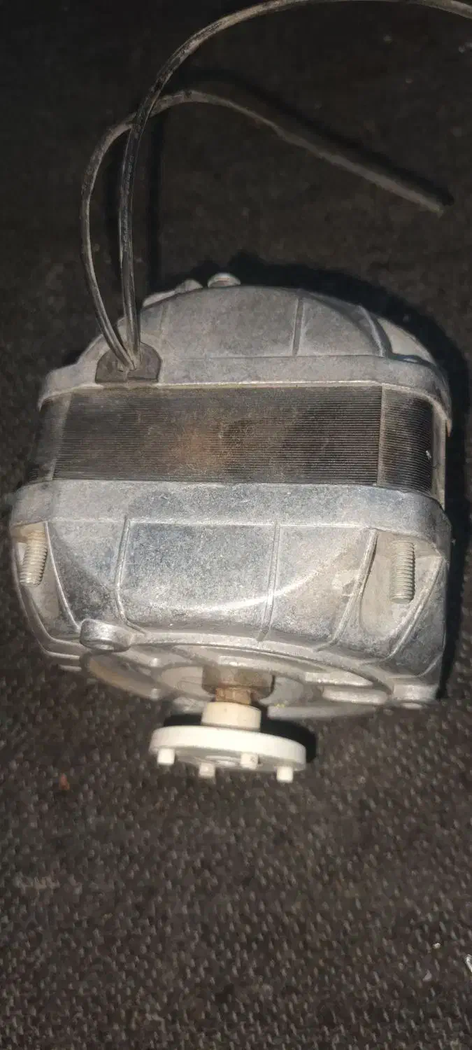 فن بذفی|پنکه و تصفیه‌کنندهٔ هوا|بروجرد, |دیوار