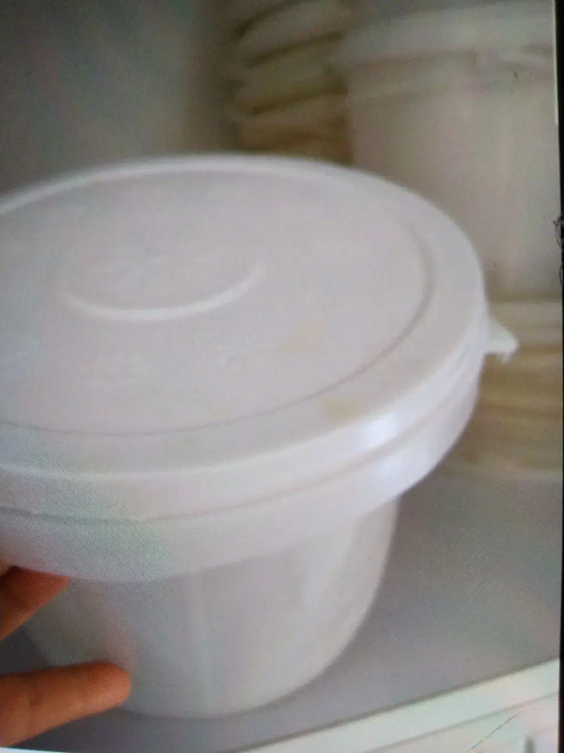 تعدادی مناسب ترشی و رب سالم در حد نو|ظروف نگهدارنده، پلاستیکی، یکبارمصرف|قم, بنیاد|دیوار