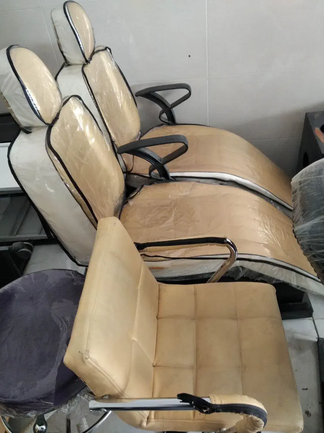 وسایل سالن زیبایی|آرایشگاه و سالنهای زیبایی|هرسین, |دیوار