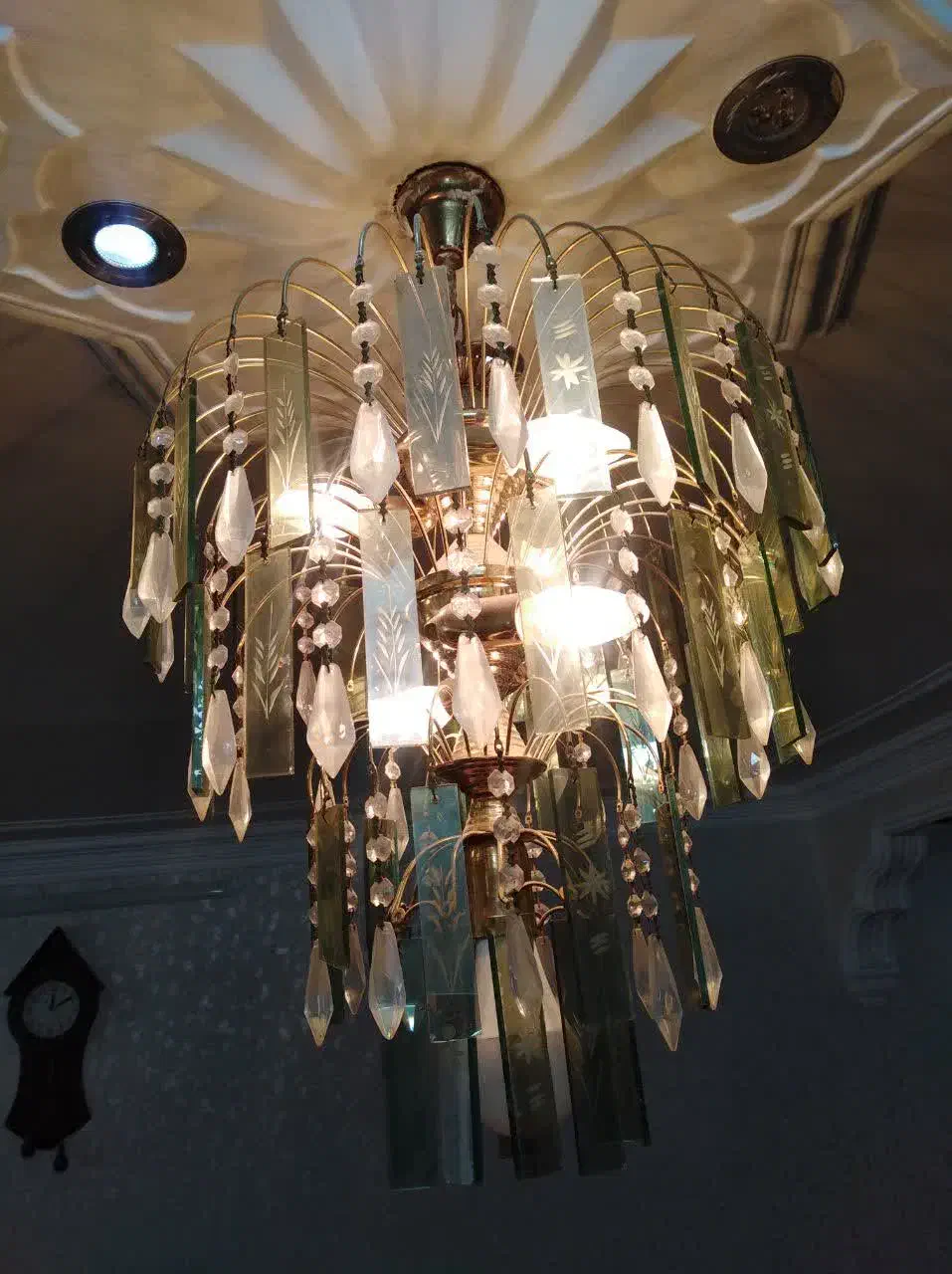 2عدد لوستر کریستالی|لوستر و چراغ آویز|مشهد, کوی پلیس|دیوار