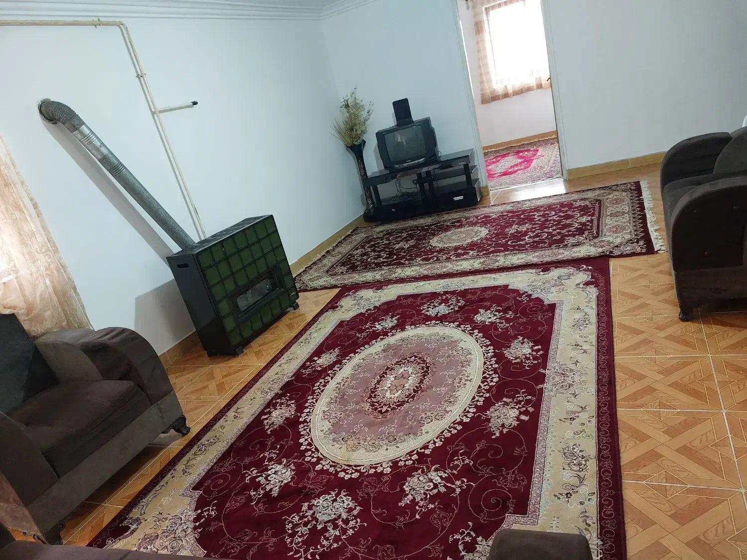 اجاره روزانه منزل با امکانات کامل|اجارهٔ کوتاه‌مدت آپارتمان و سوئیت|رشت, گیل|دیوار