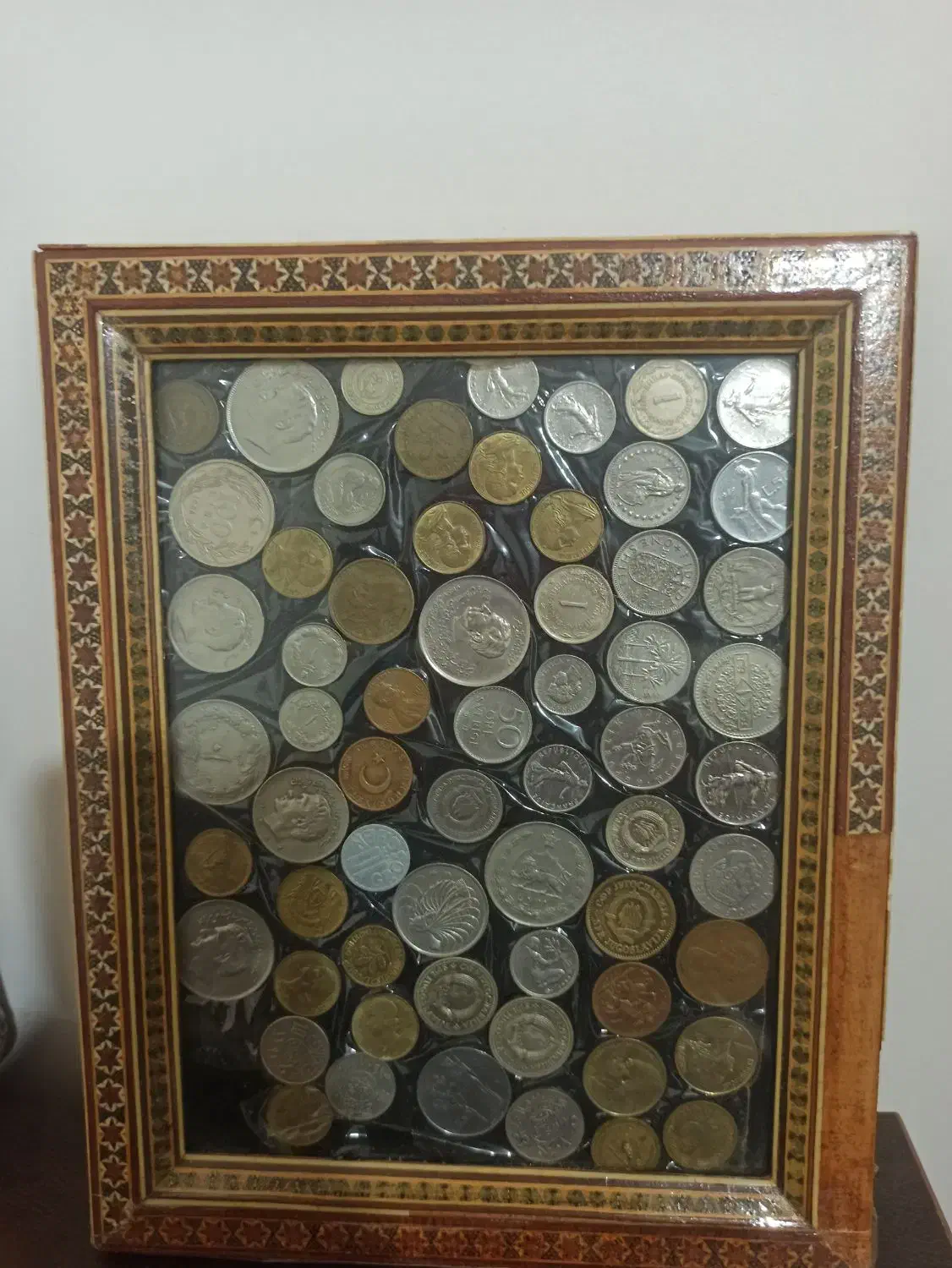 سکه‌های  کلکسیونی|کلکسیون سکه، تمبر، اسکناس|بومهن, |دیوار