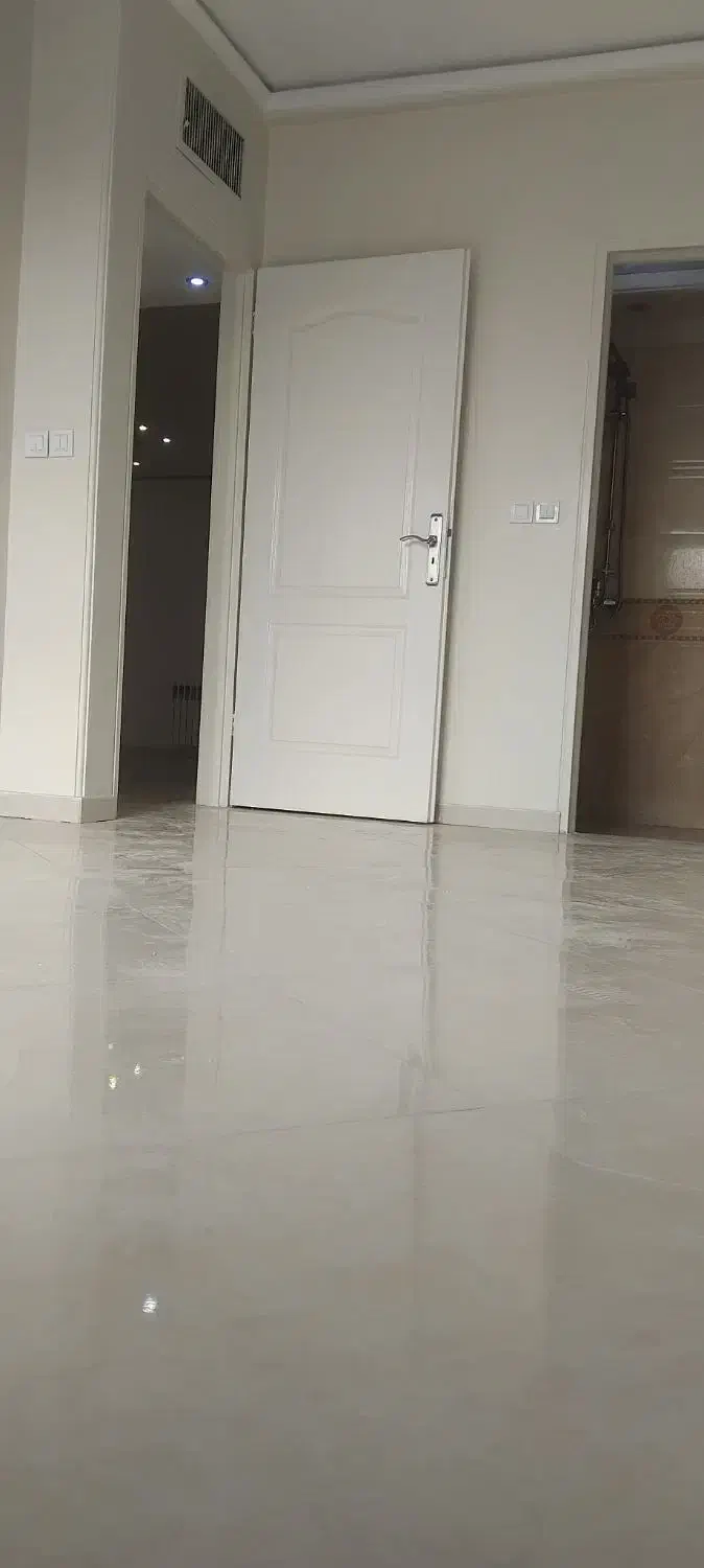 ۱۲۰ متر ، دو خوابه ، فول امکانات ، عادل و زرین