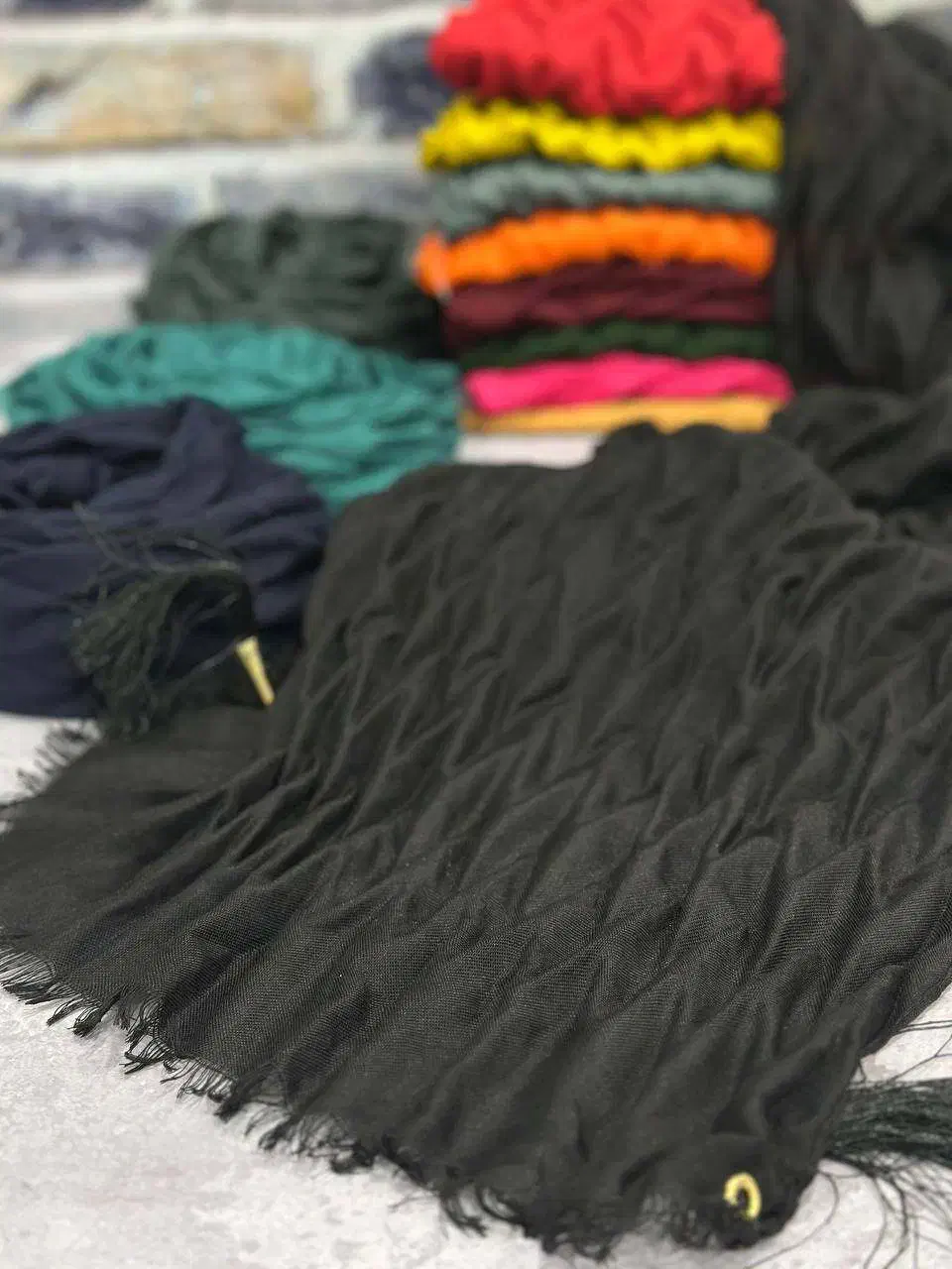 شال پلیسه منگوله دار فقط زیر 50تومن|لباس|قرچک, مهدیه|دیوار