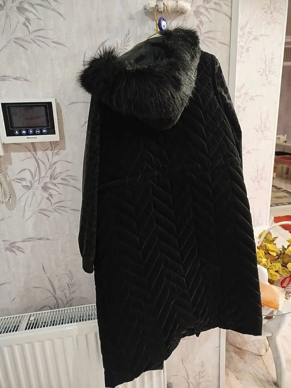 کاپشن نو|لباس|پردیس, فاز ۱|دیوار