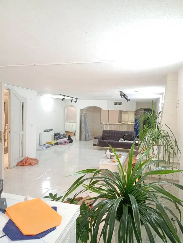 رهن آپارتمان ۲۸۰ متری ۴ خوابه طبقه ۲ در کوثر|اجارهٔ آپارتمان|مشهد, کوثر|دیوار