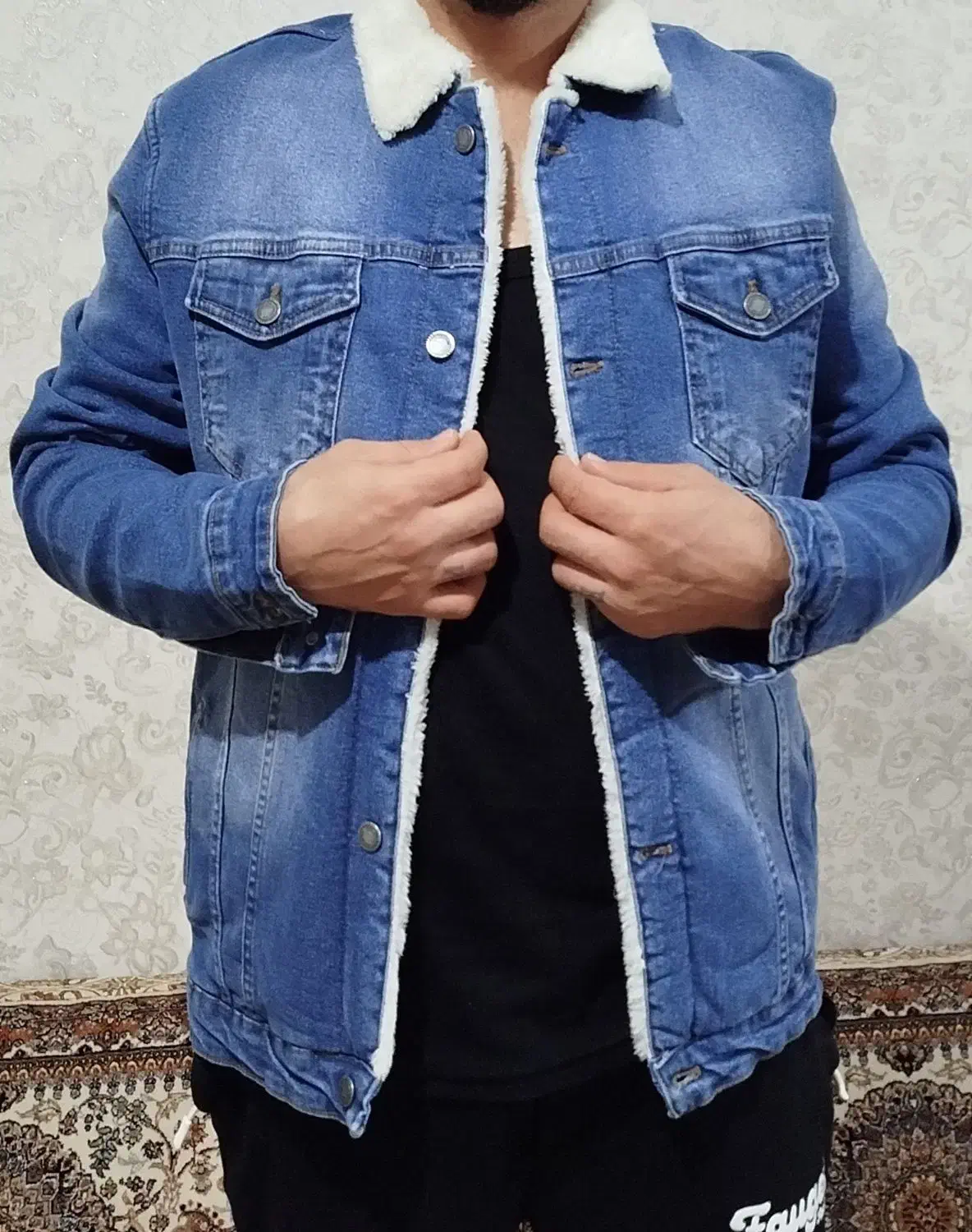 کت لی داخل خز|لباس|اراک, |دیوار