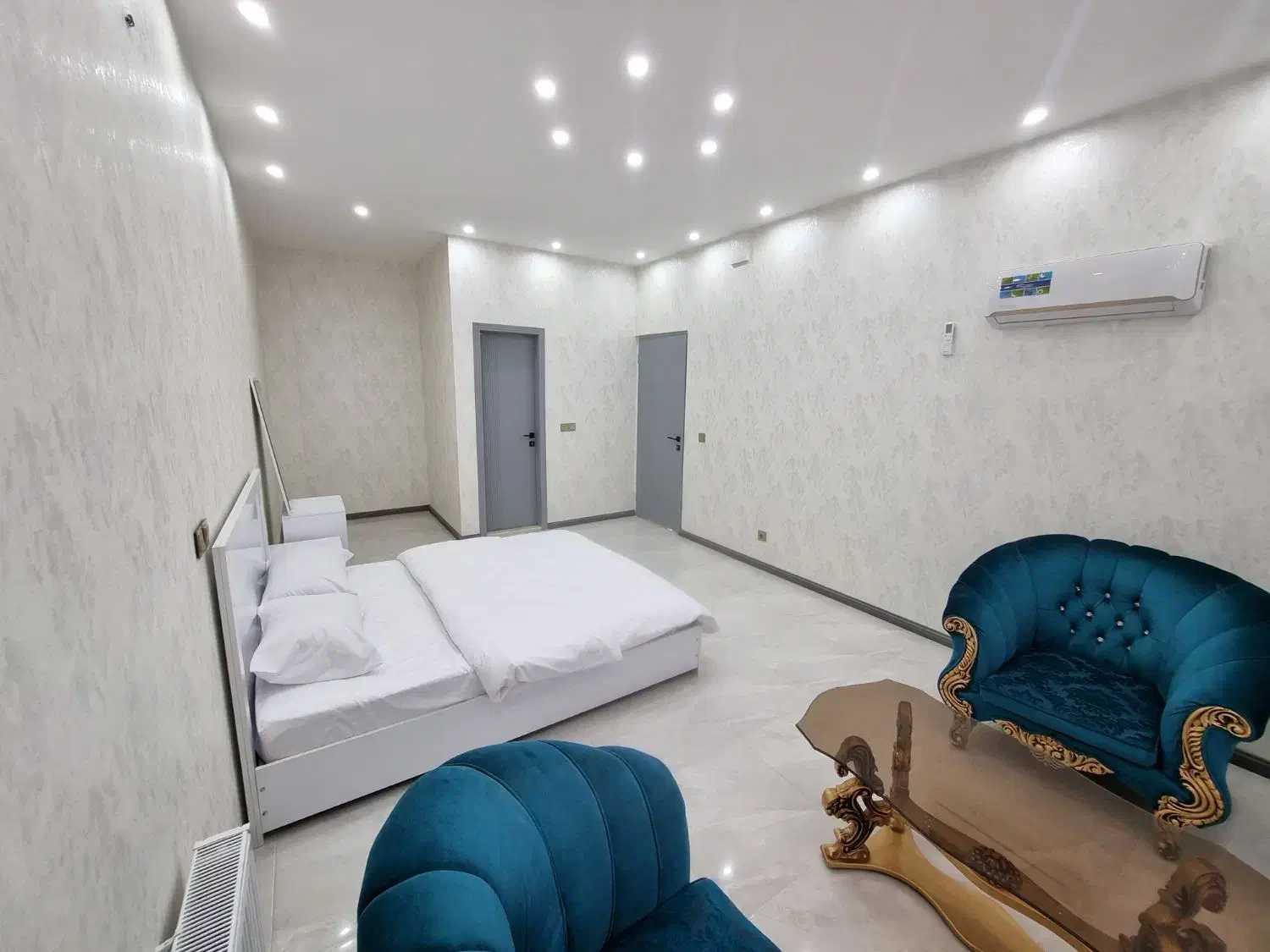 مبله-لوکس-شیک|اجارهٔ کوتاهمدت آپارتمان و سوئیت|شیراز, فرهنگ شهر|دیوار