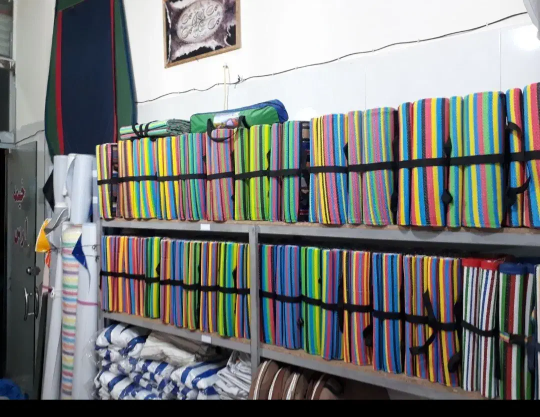 انواع حصیر مسافرتی زیر انداز زیرو پلاستیکی و ضداب|کوهنوردی و کمپینگ|تبریز, |دیوار