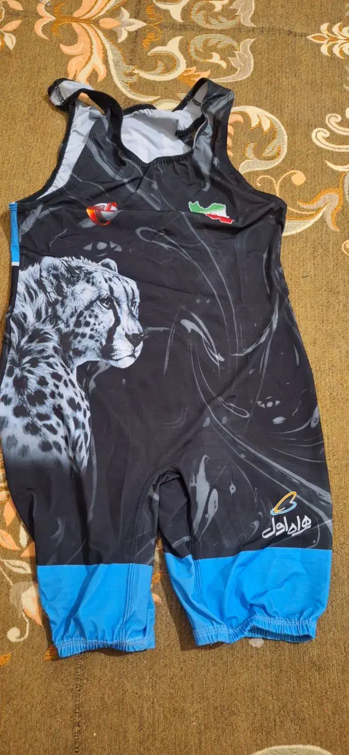 دوبنده، کفش، زانوبند کشتی|لباس|یاسوج, |دیوار