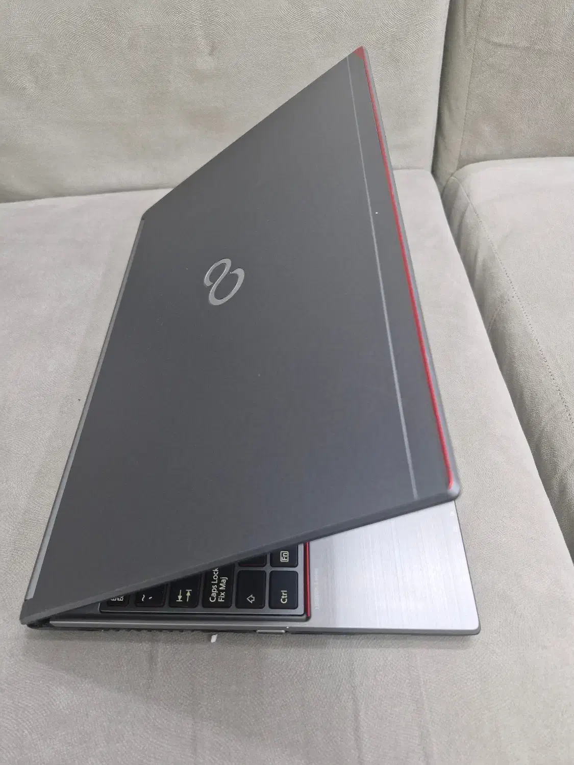 لپتاپ فوجیتسو ۱۵.۶|رایانه همراه|یزد, |دیوار