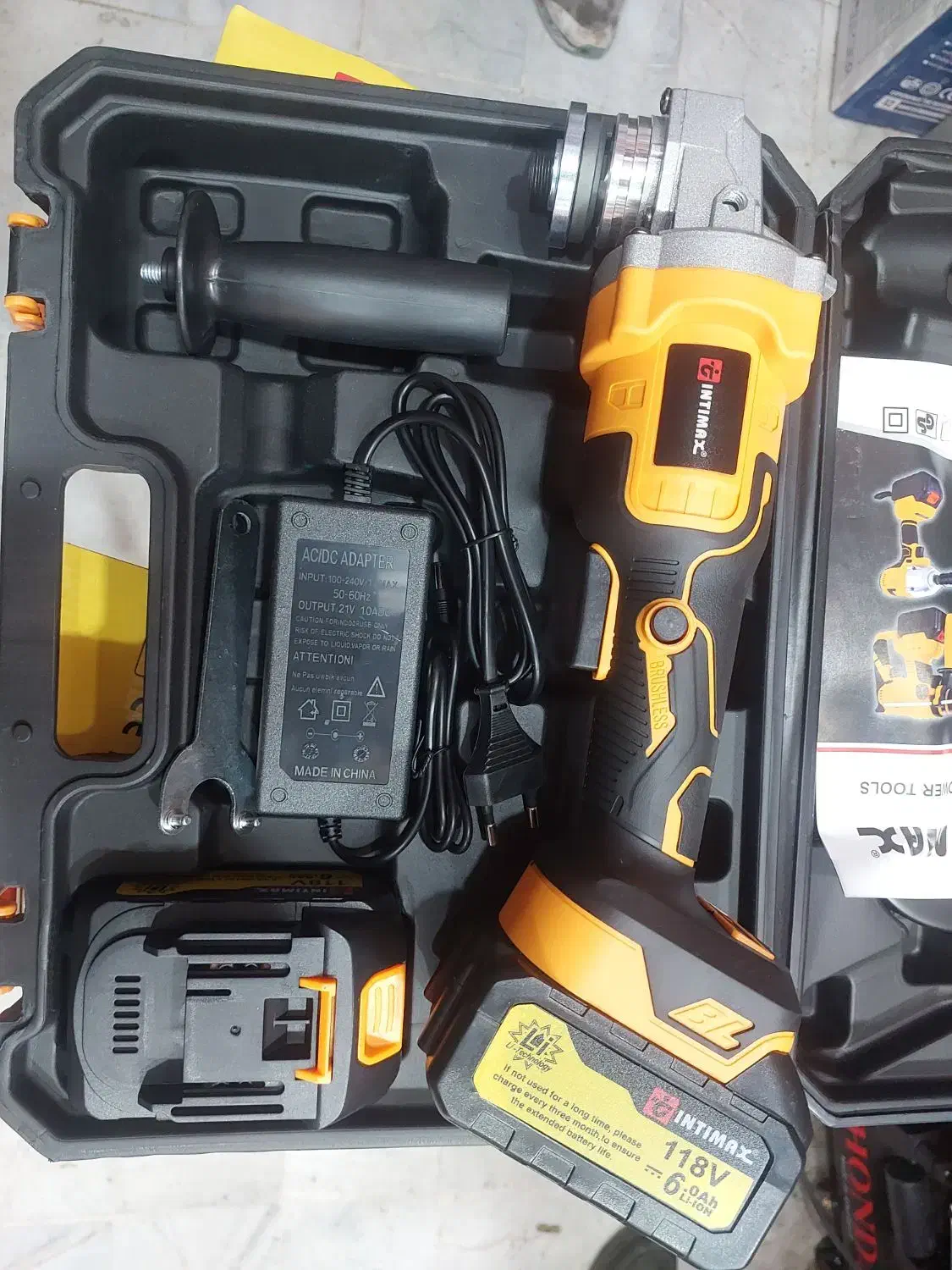 مینی فرز شارژی ۱۱۸ ولت ۲ باطری مینی سنگ فرز شارژی|ماشین‌آلات صنعتی|شیراز, بازار|دیوار