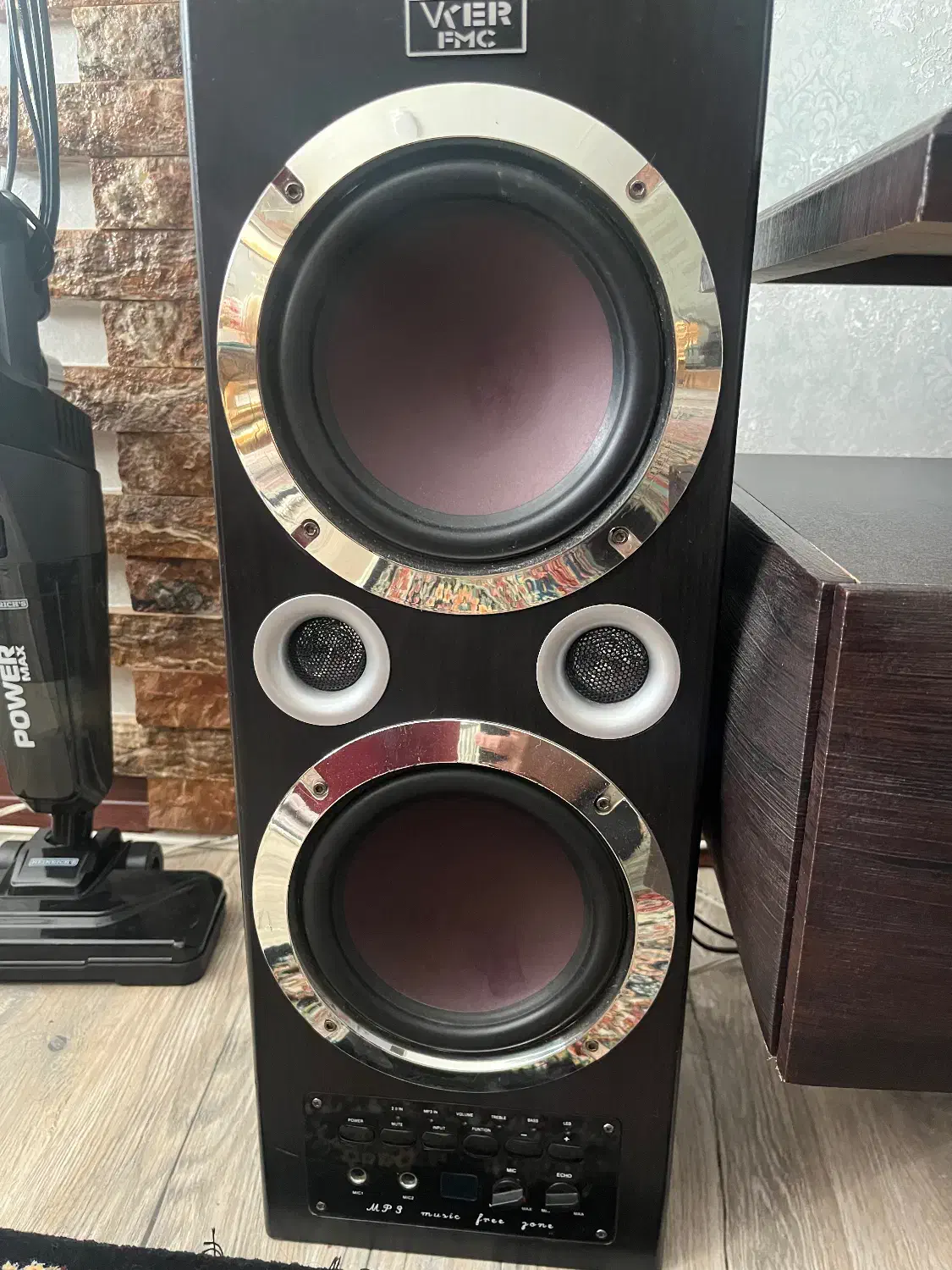 اسپیکر|سیستم صوتی خانگی|قیدار, |دیوار