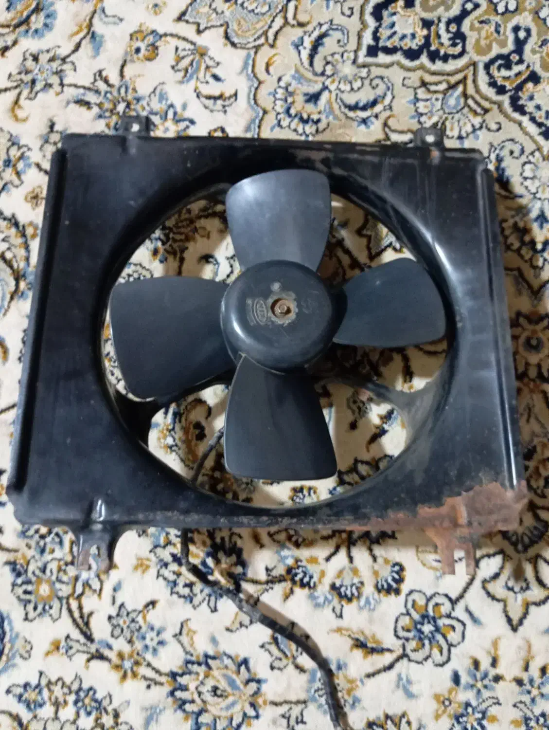 سلام یک فن با دوتا رینگ که یکی لاستیک هم روش هست|قطعات یدکی و لوازم جانبی|زابل, |دیوار