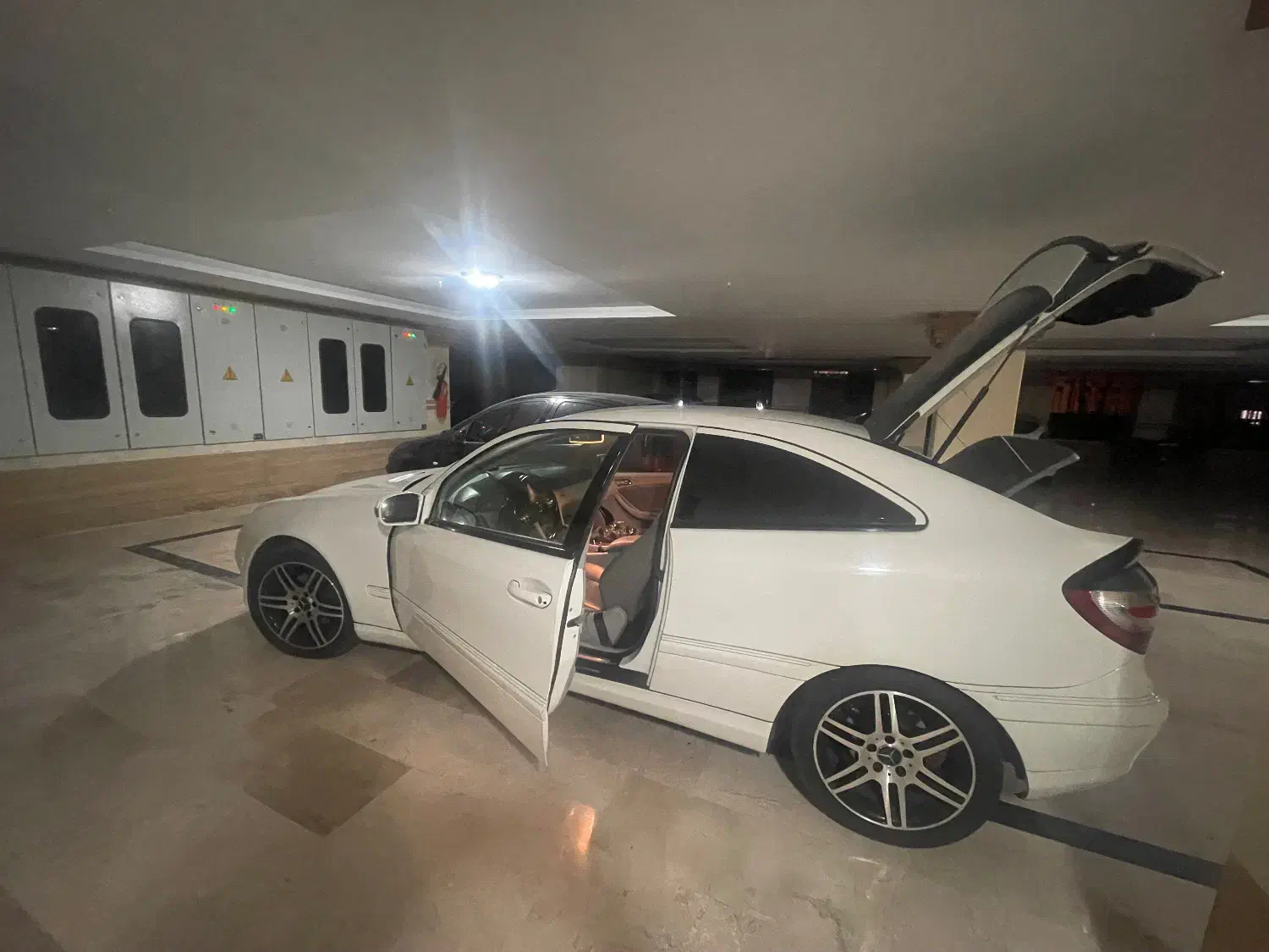 بنز c180k(کوپه) مدل۲۰۰۸ (معاوضه با ملک تا۵میلیارد)|خودرو سواری و وانت|تهران, میرداماد|دیوار