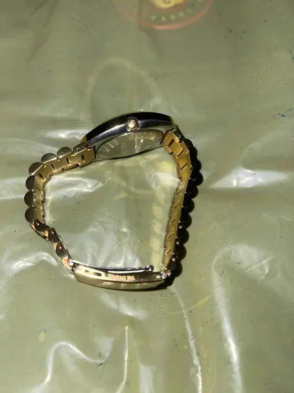 ساعت رادو تخم مرغی اصلی در حد خشک|ساعت|چابهار, |دیوار