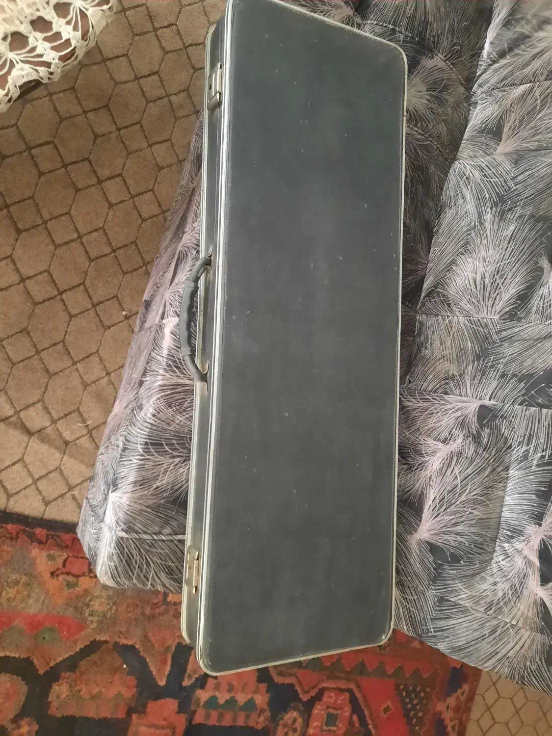 سنتور|سازهای سنتی|ملایر, |دیوار