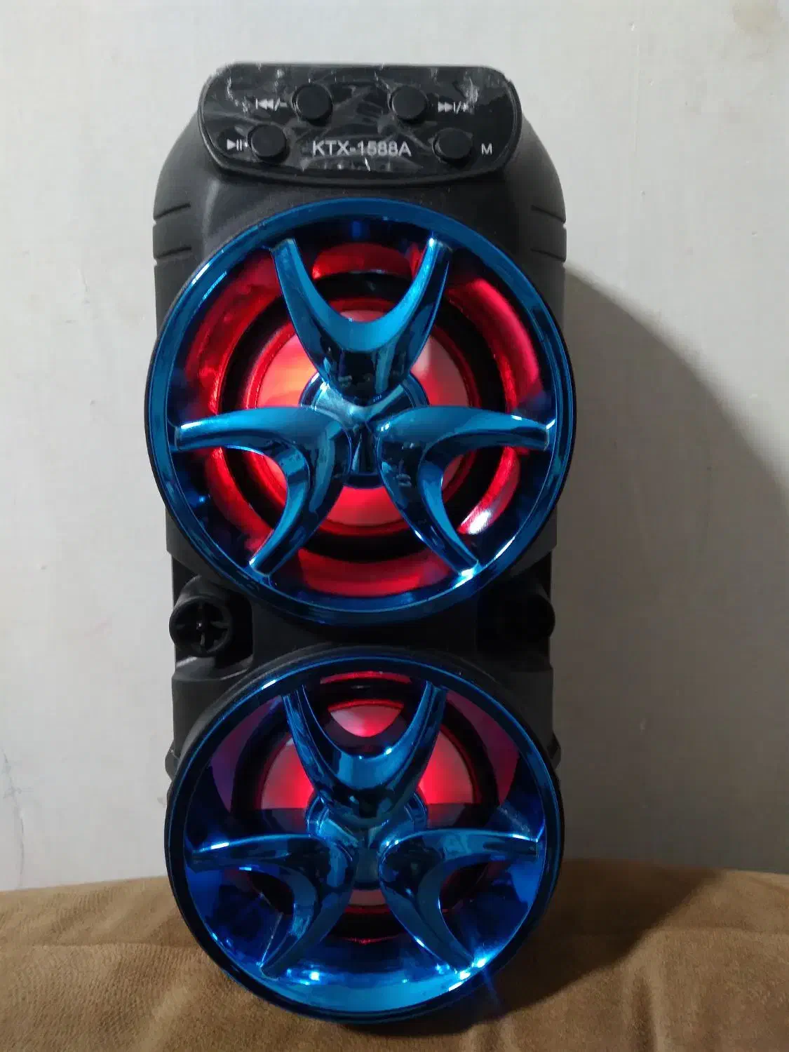 اسپیکرنو|پخش‌کننده همراه|قرق, |دیوار