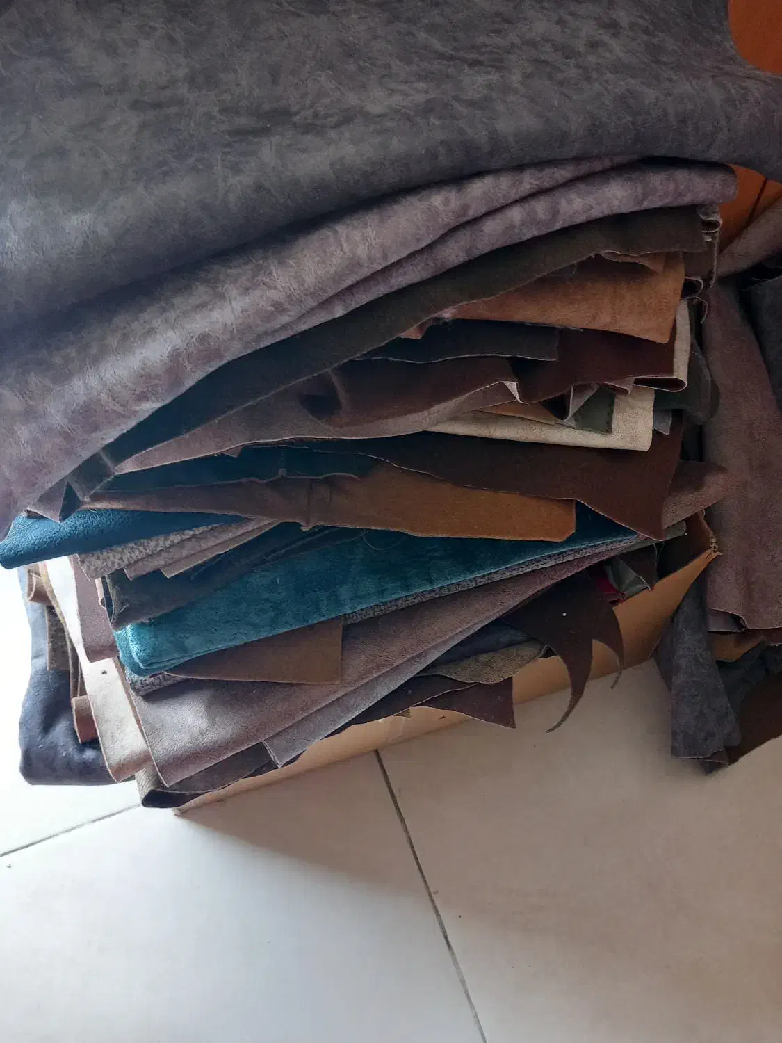 پارچه کیلویی پارچه مبلی تیکه پارچه|لوازم خیاطی و بافتنی|مشهد, خواجه ربیع|دیوار