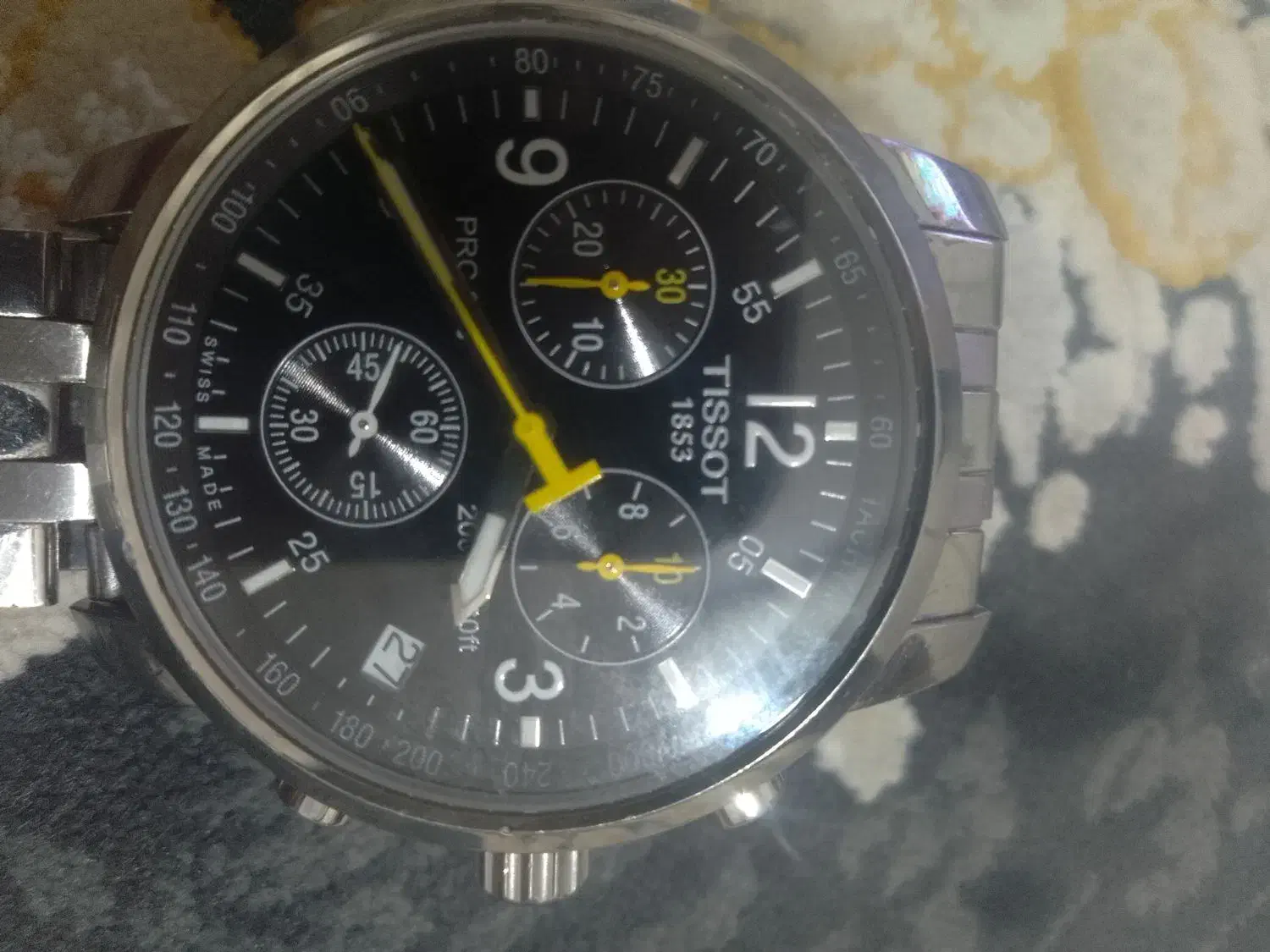 ساعت تیسوت|ساعت|رباط‌کریم, نصیرشهر|دیوار