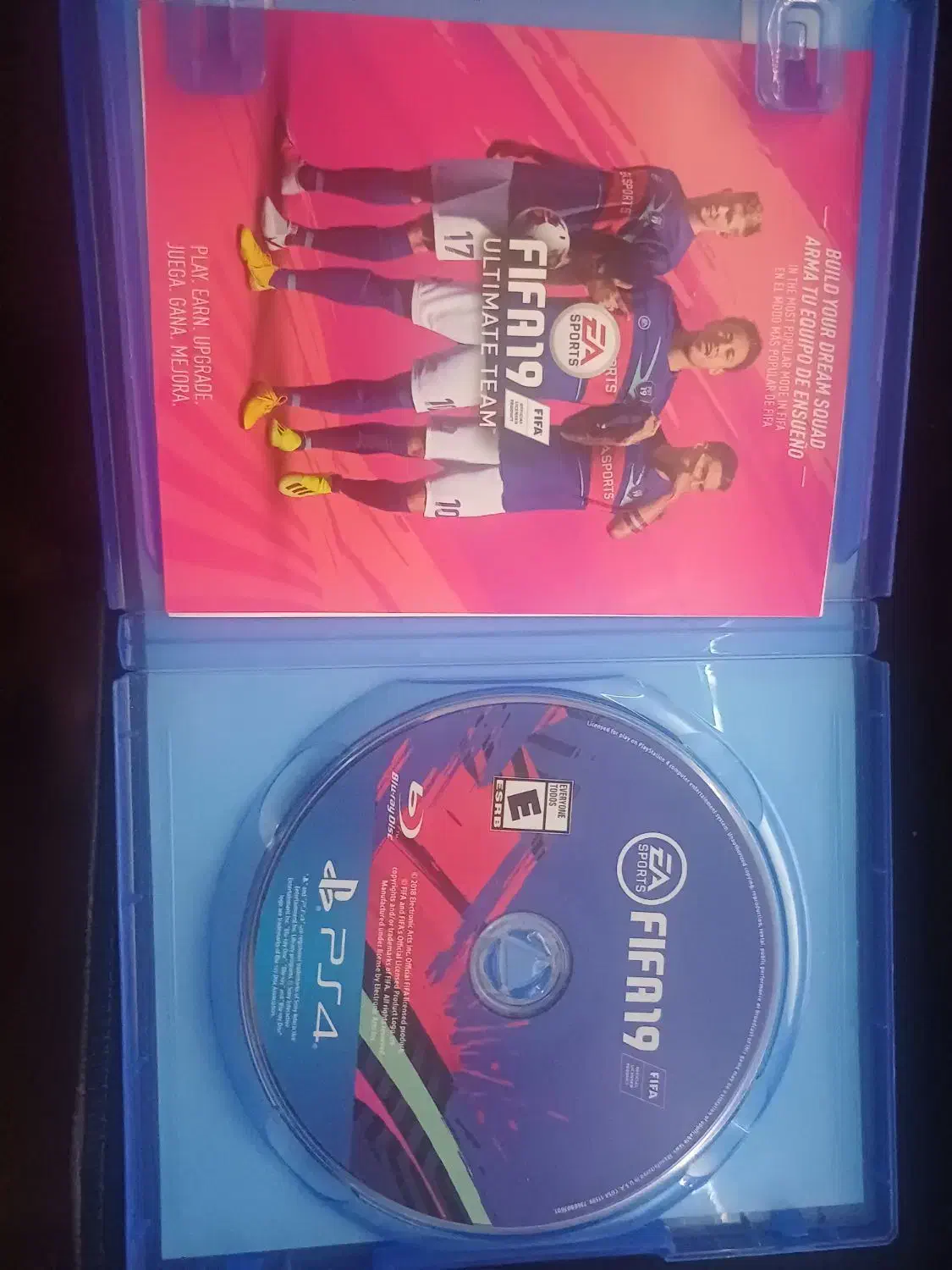 دیسک فیفا ۱۹ سالم و بی خط و خش ریجن ۱ امریکا مقطوع|کنسول، بازی ویدئویی و آنلاین|بروجرد, |دیوار