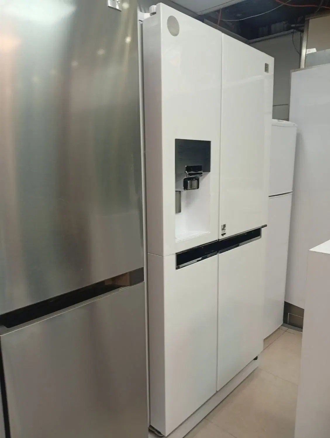 ساید دوو 35فوت سه درب سفید|یخچال و فریزر|کرمان, |دیوار