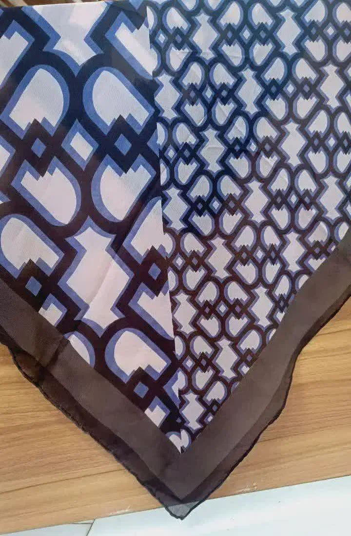 شال روسری|لباس|نیمبلوک, |دیوار