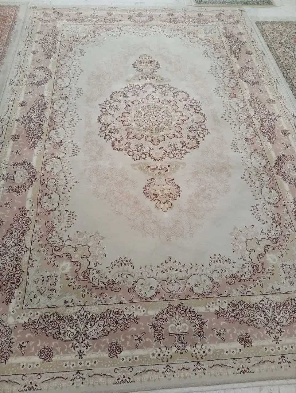 فرش|فرش|قم, بنیاد|دیوار