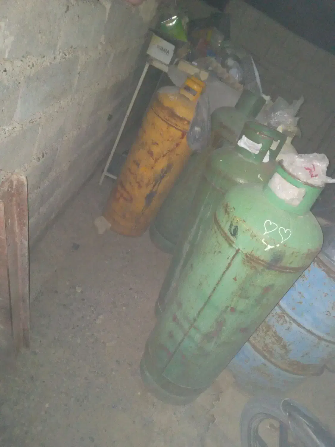 پنج عدد کپسول گاز 50کیلویی|اجاق گاز و لوازم برقی پختوپز|زهک, |دیوار