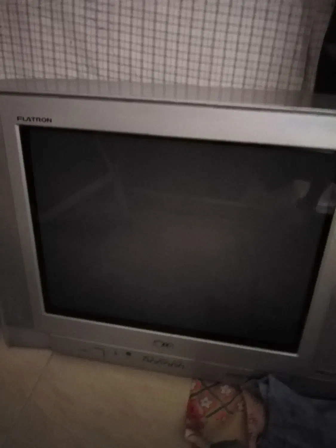 تلویزیون رنگی|تلویزیون و پروژکتور|همدان, |دیوار