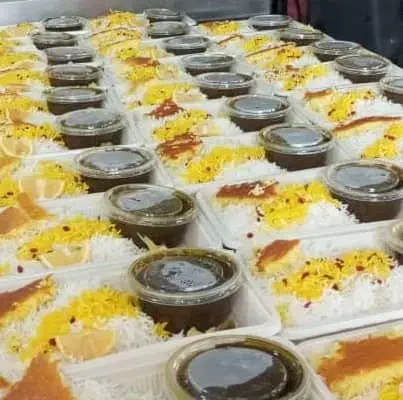 آشپزخانه خانه بیرون بر با انواع غذاها درخدمتیم|خدمات پذیرایی، مراسم|قلعه قاضی, |دیوار