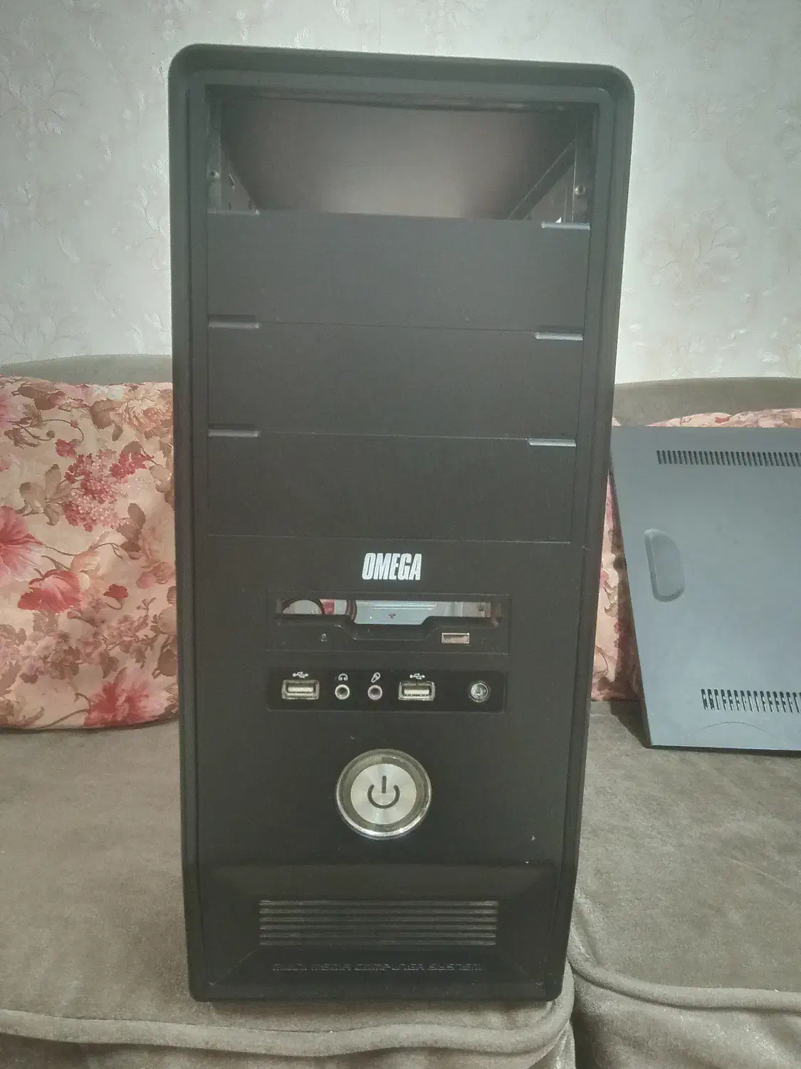 کیس کامپیوتر دست دوم|قطعات و لوازم جانبی رایانه|دزفول, |دیوار