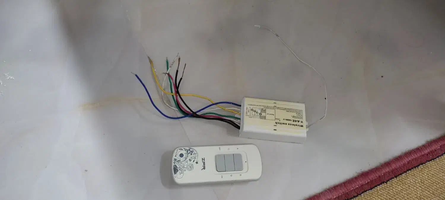 ریموت روشنایی چهار کاناله ۱۰۰۰ وات|لامپ و چراغ|محمودآباد, |دیوار