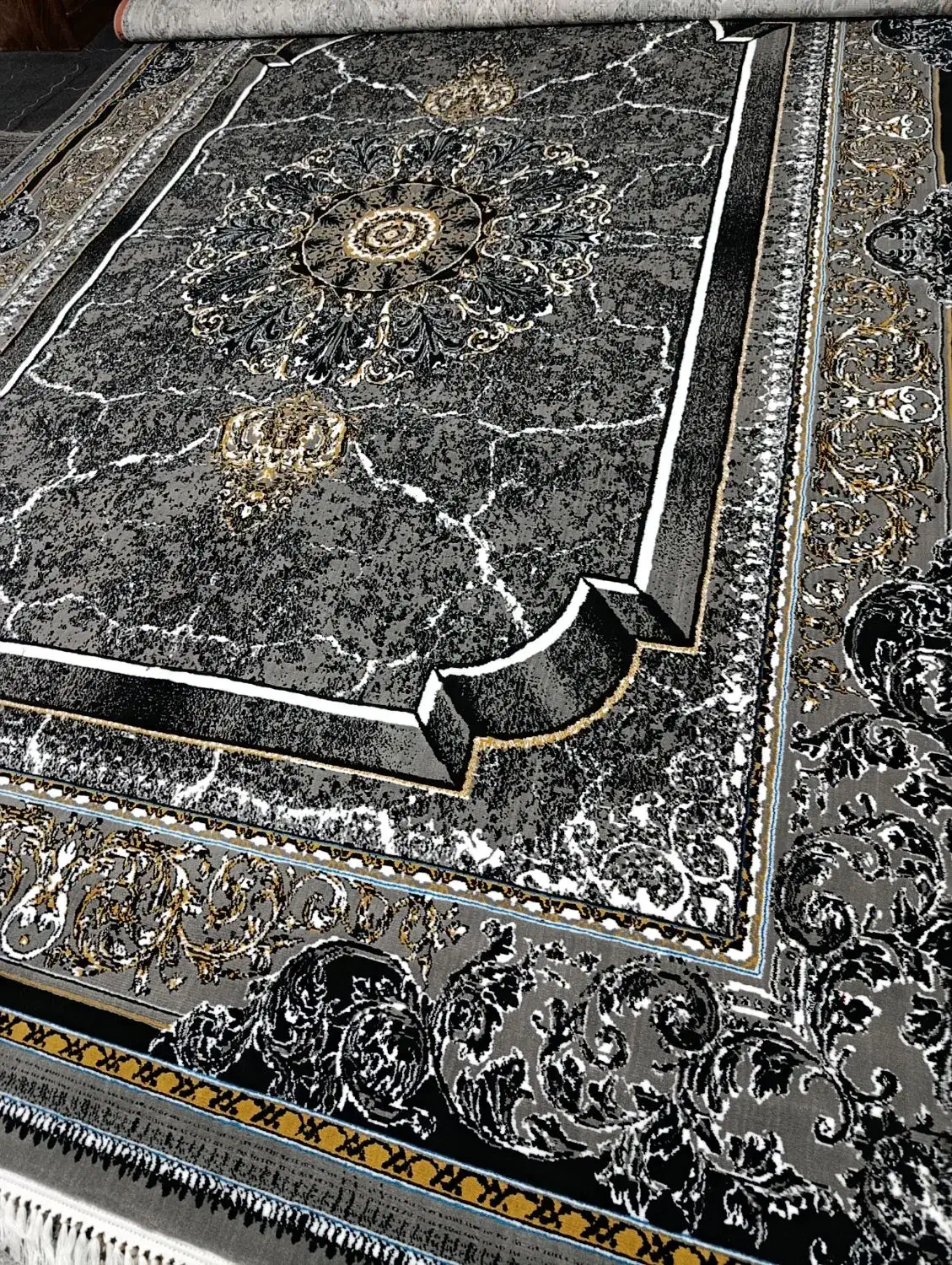 3 عدد فرش 12 متری|فرش|بروجرد, |دیوار