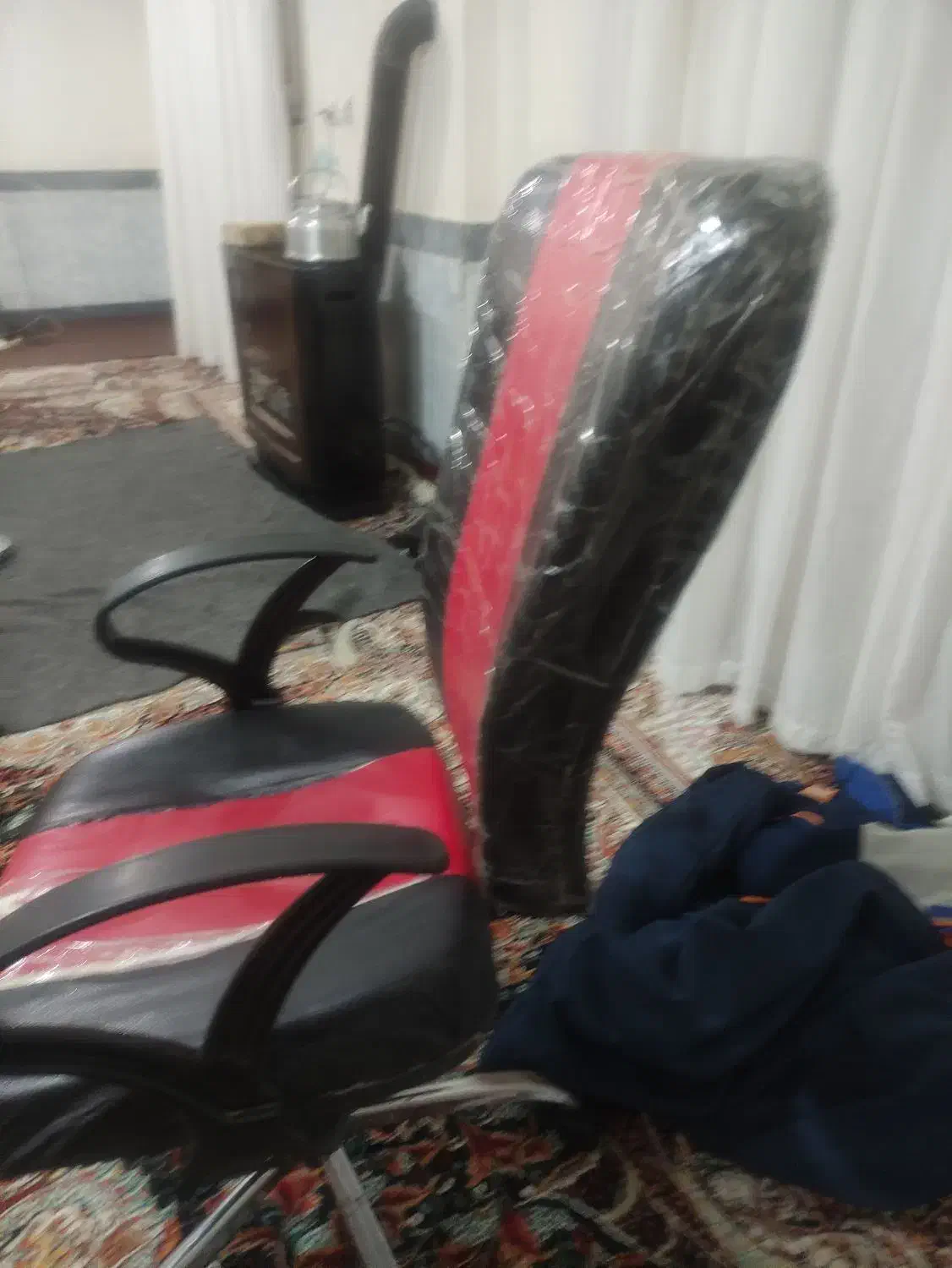 صندلی چرخشی|میز تحریر و کامپیوتر|اسلام‌‌آباد غرب, |دیوار