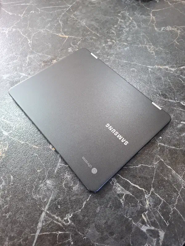 سامسونگ با ویندوز ۱۰ و‌ssd cpu m3|رایانه همراه|تهران, میدان ولیعصر|دیوار