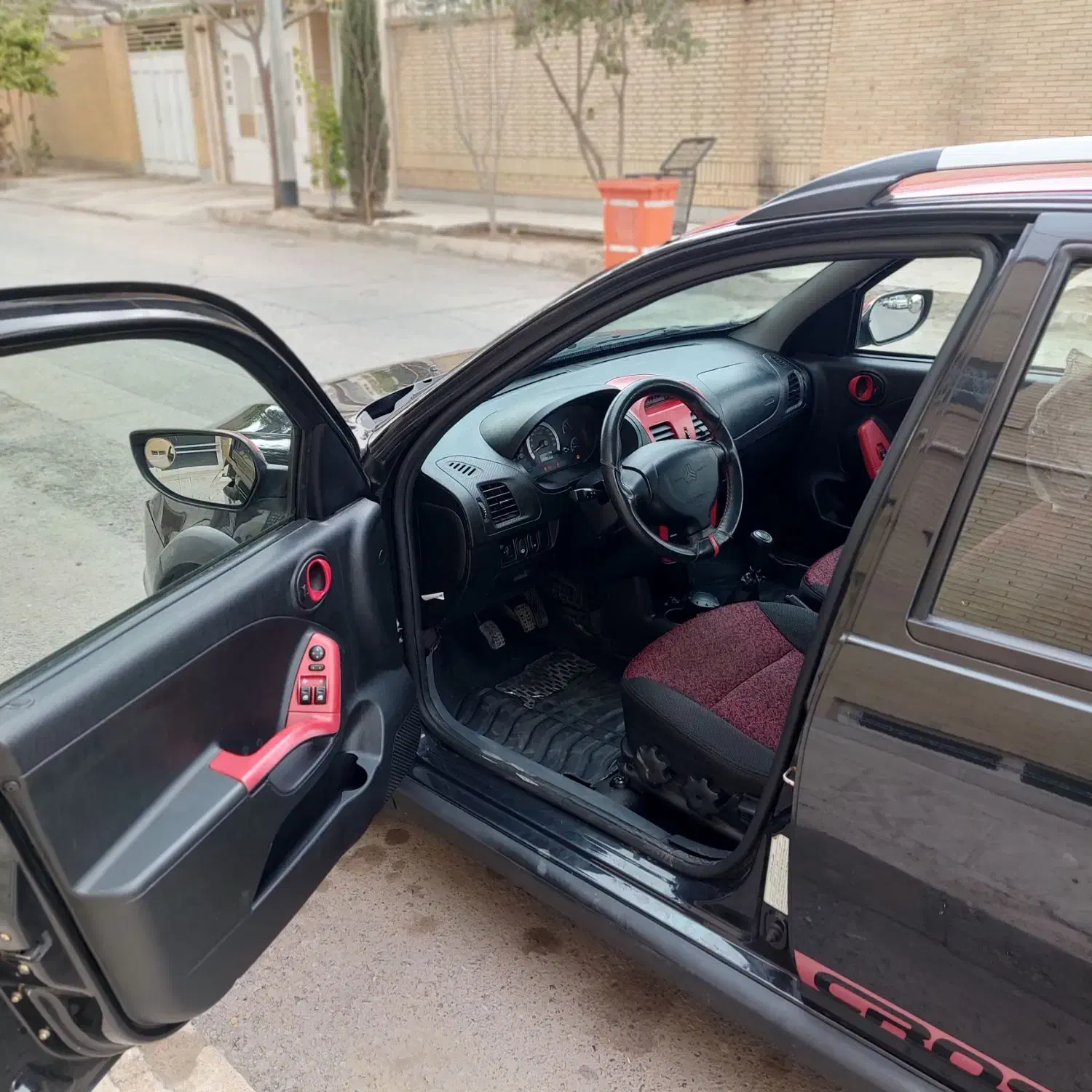 کوییک ۱۴۰۰|خودرو سواری و وانت|یزد, |دیوار