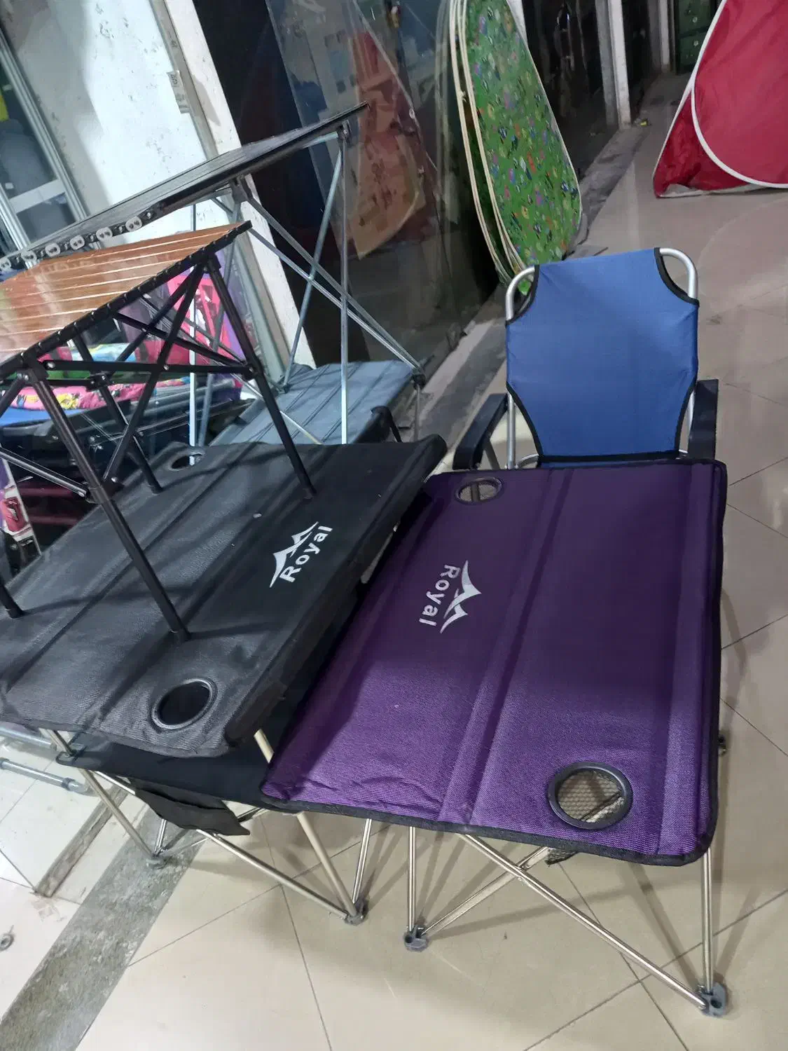 فروش تعدای انواع صندلی ومیز وکمد لباسی|کوهنوردی و کمپینگ|بندر گناوه, |دیوار