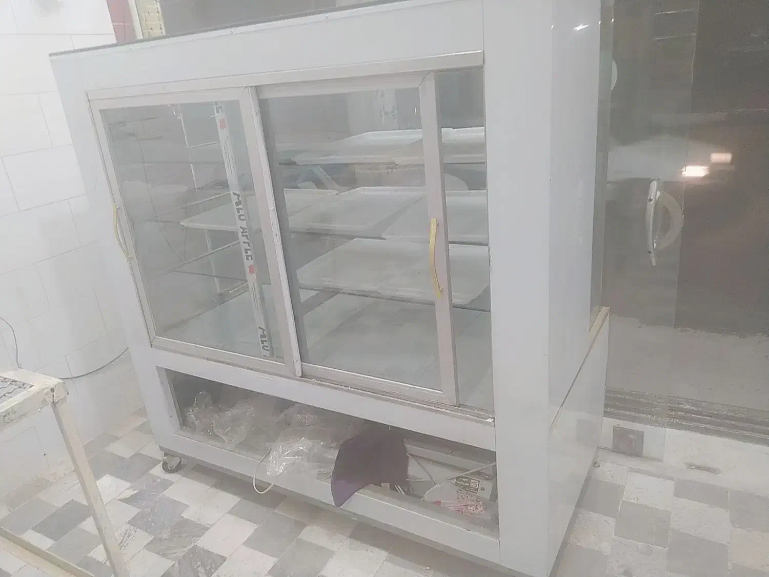 فروش تنور ویترین میز کار|فروشگاه و مغازه|اردکان, |دیوار