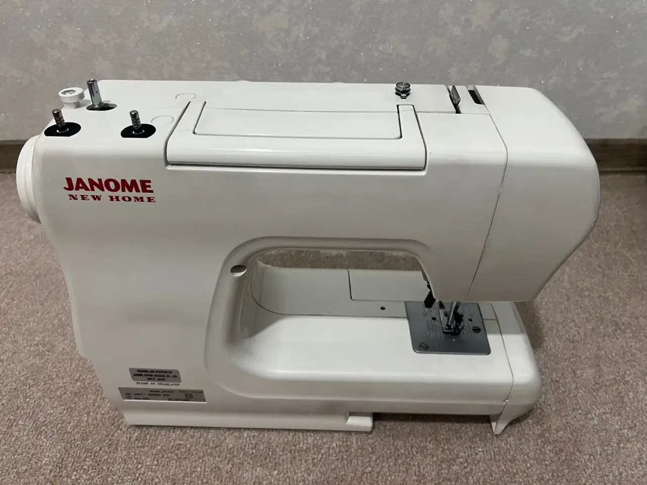 چرخ خیاطی ژانومه مدل ۱۵۱۲|چرخ خیاطی و ریسندگی|تهران, منیریه|دیوار