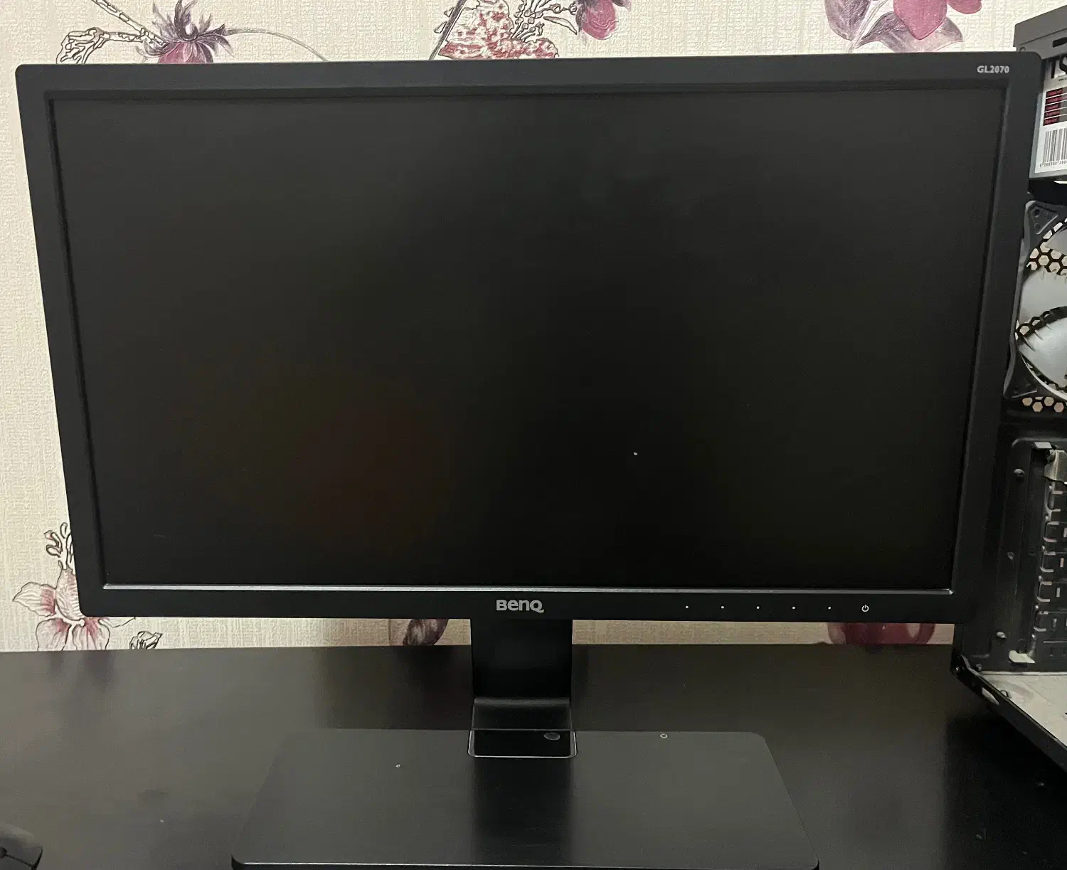 کیس و مانیتور در حد آک آک|رایانه رومیزی|اردبیل, |دیوار