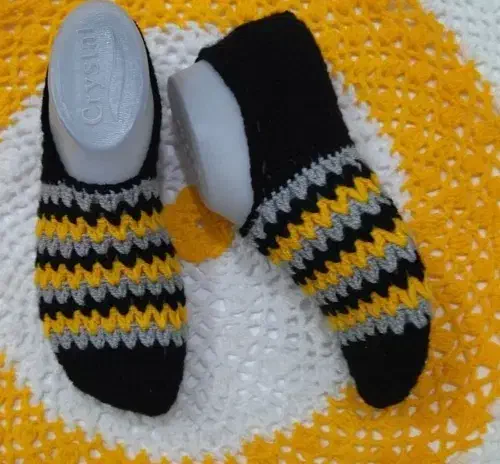 جوراب بافت|بندرخت و رخت‌آویز|سبزوار, مدرس|دیوار